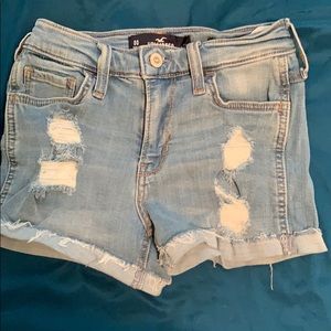 mid-rise hollister advanced stretch shorts